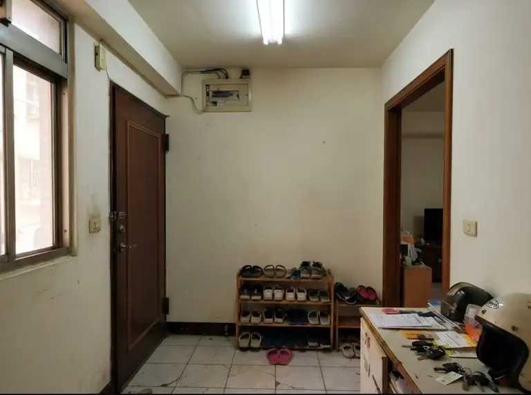 玄關 Before 照片