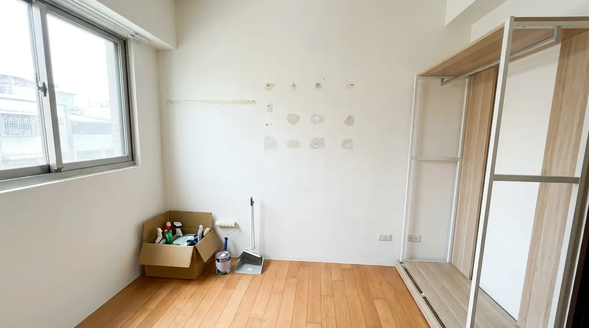 小宅租屋退租復原費怎麼估?先看責任,再算補牆、清潔與拆除費|設計圈